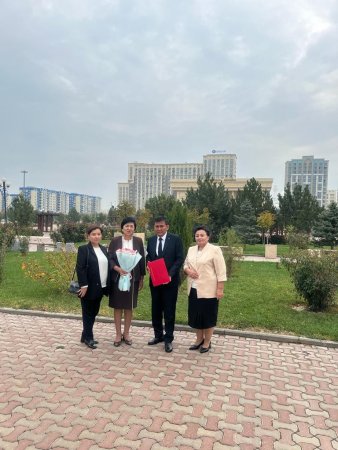 "ҰСТАЗДЫҚ ЕТКЕН ЖАЛЫҚПАС, ҮЙРЕТУДЕН БАЛАҒА"