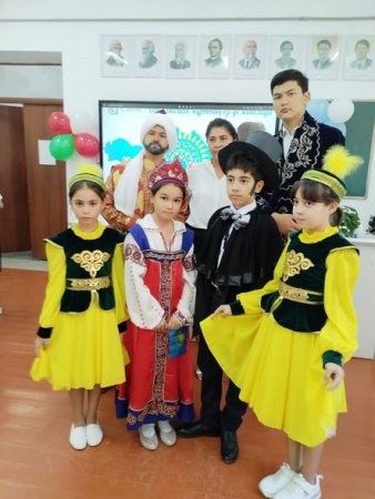 "Тіл - достықтың көпірі"