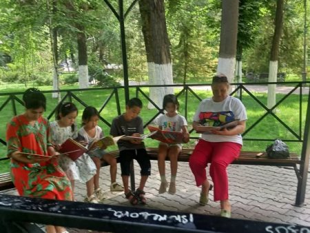 «Біз табиғатта кітап оқимыз»