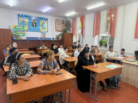 "Ата аналар қолдау орталығы" жобасы